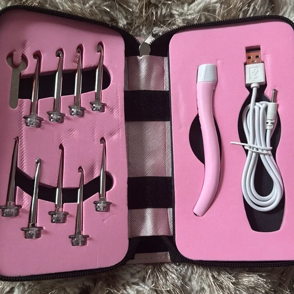 Pink Crochet Hook Set with Interchangeable Heads - Picture 4 of 6
